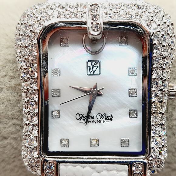 Vintage Victoria Wieck Watch Silver Rhinestone Cuff Stainless Steel Women’s - Picture 7 of 9